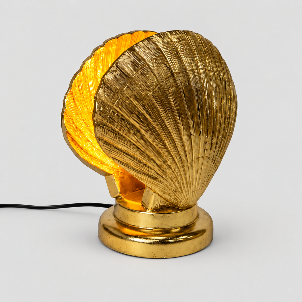 Gold Shell Table Lamp